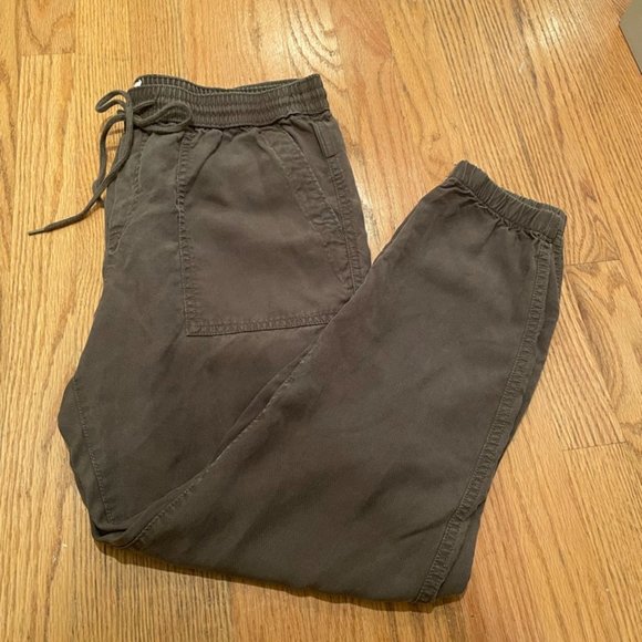 GAP Pants - GAP Joggers size S